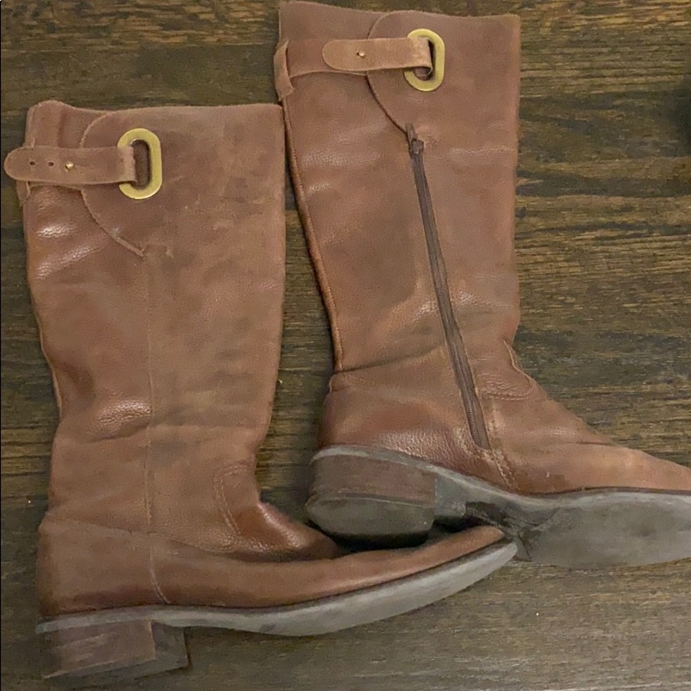 Brown boots, leather